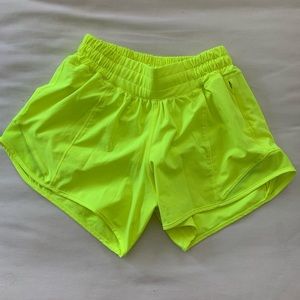 Lululemon Hotty-Hot Low-Rise Lined